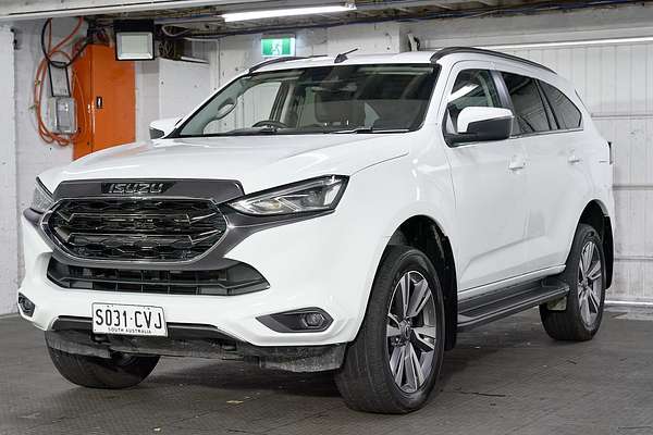 2022 Isuzu MU-X LS-T