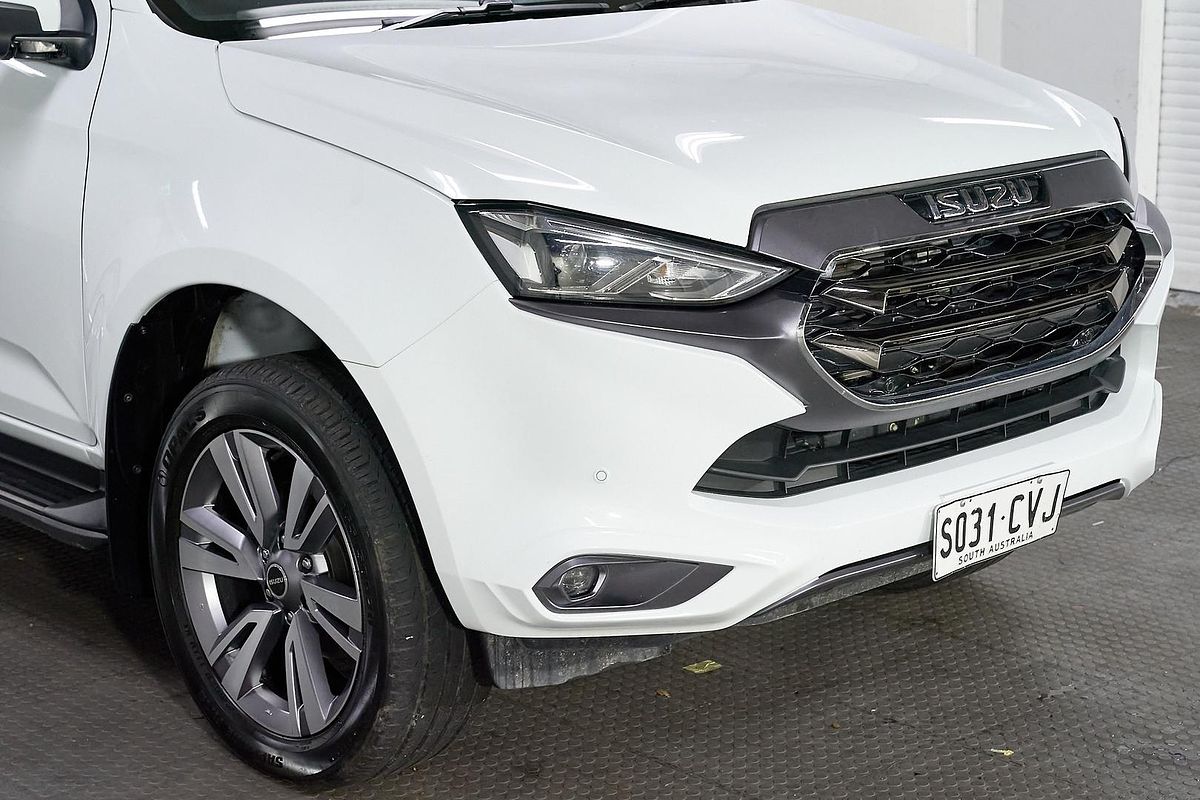 2022 Isuzu MU-X LS-T