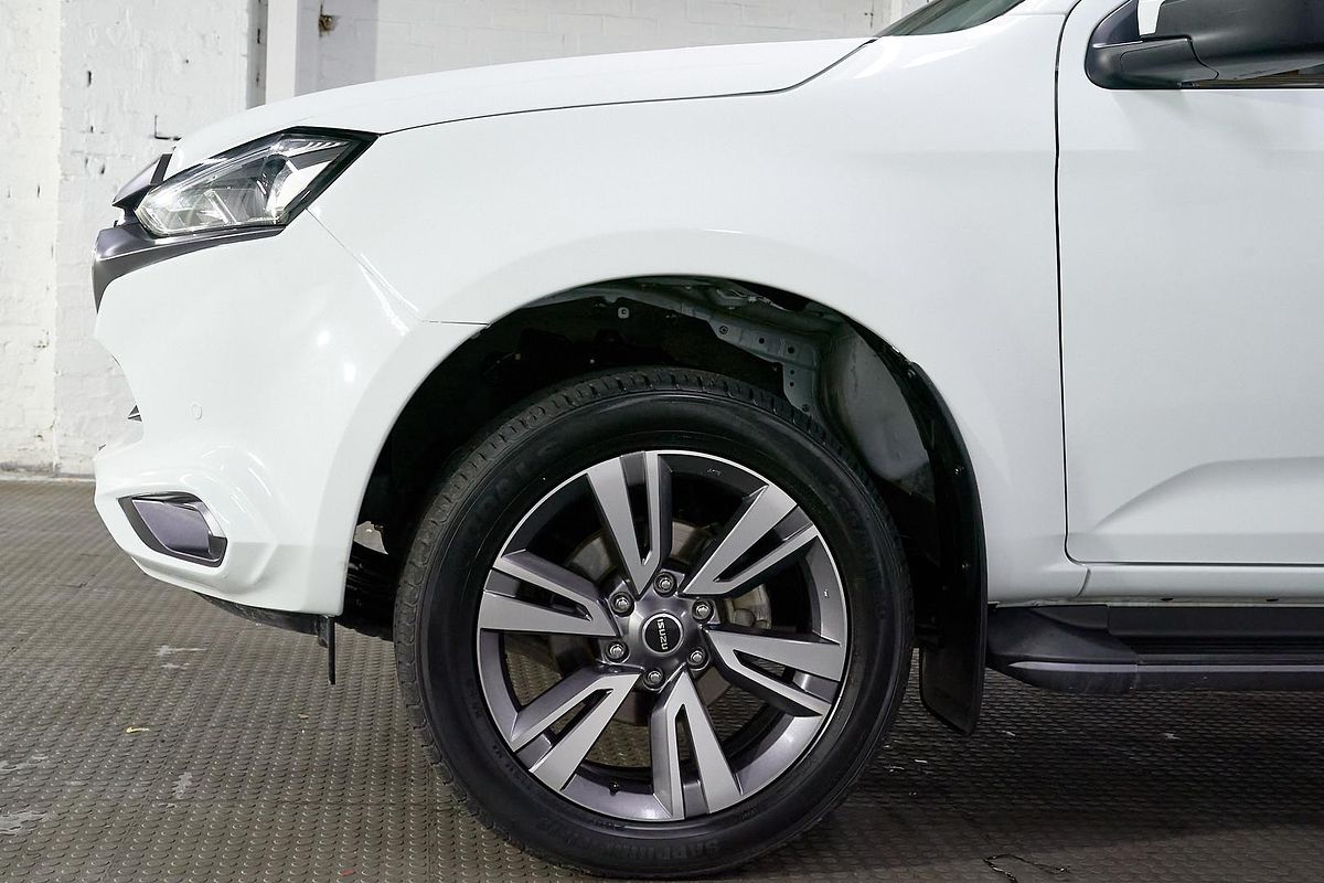 2022 Isuzu MU-X LS-T