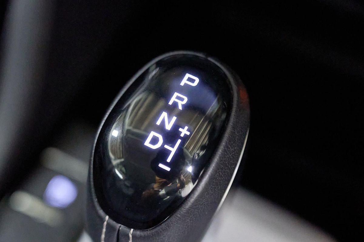2022 Isuzu MU-X LS-T