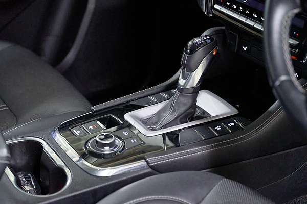 2022 Isuzu MU-X LS-T