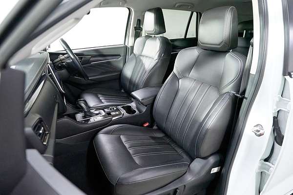 2022 Isuzu MU-X LS-T