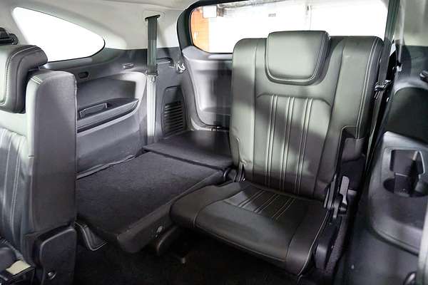 2022 Isuzu MU-X LS-T