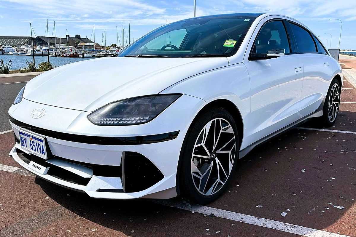 2024 Hyundai IONIQ 6 DYNAMIQ CE.V2