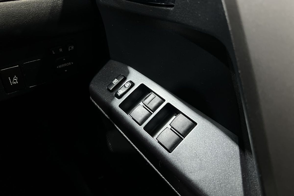 2017 Toyota RAV4 GXL ASA44R