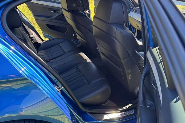 2012 BMW M5  F10
