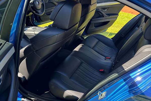 2012 BMW M5  F10