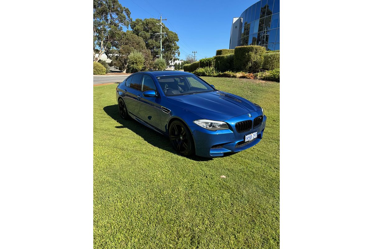 2012 BMW M5  F10