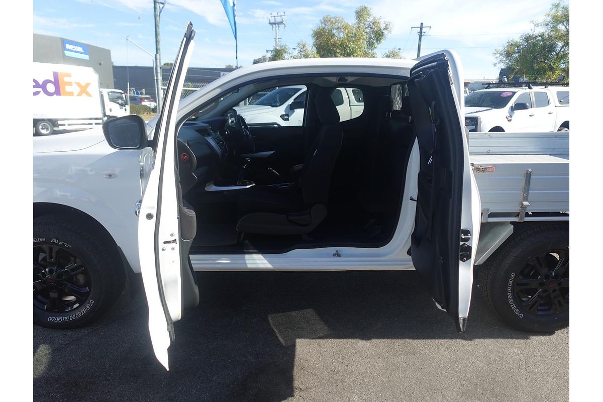 2018 Nissan Navara RX D23 Series 3 Rear Wheel Drive