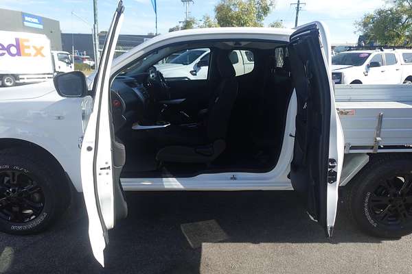 2018 Nissan Navara RX D23 Series 3 Rear Wheel Drive