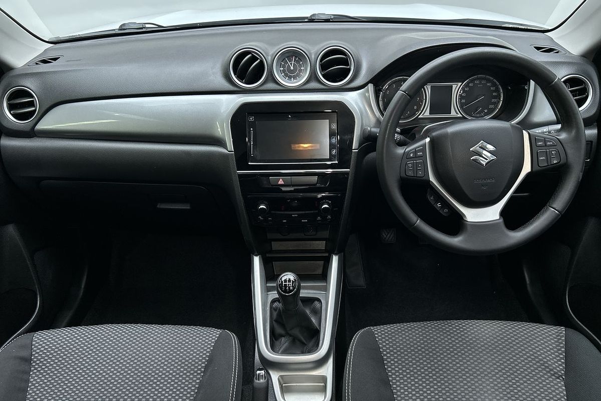 2017 Suzuki Vitara RT-S LY