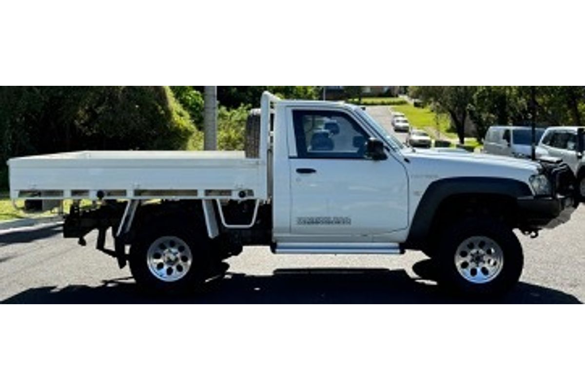 2009 Nissan Patrol DX GU 6 4X4