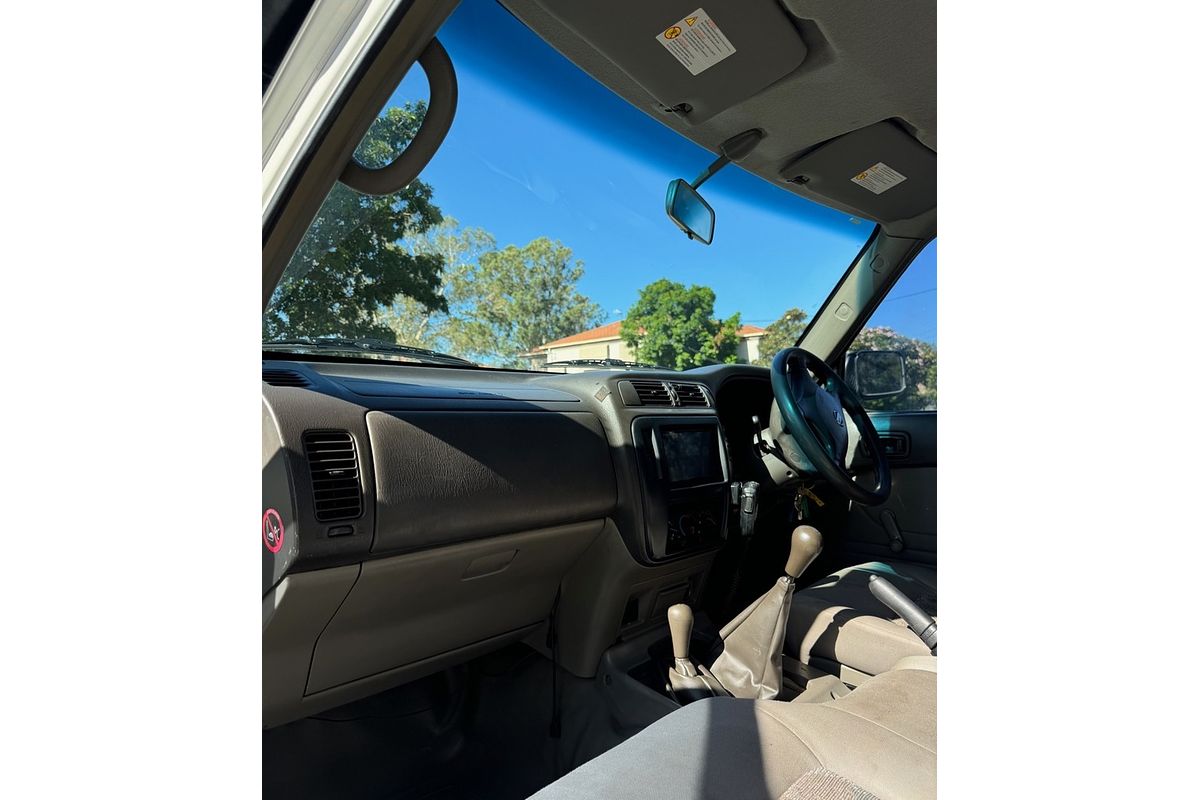 2009 Nissan Patrol DX GU 6 4X4