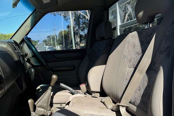 2009 Nissan Patrol DX GU 6 4X4