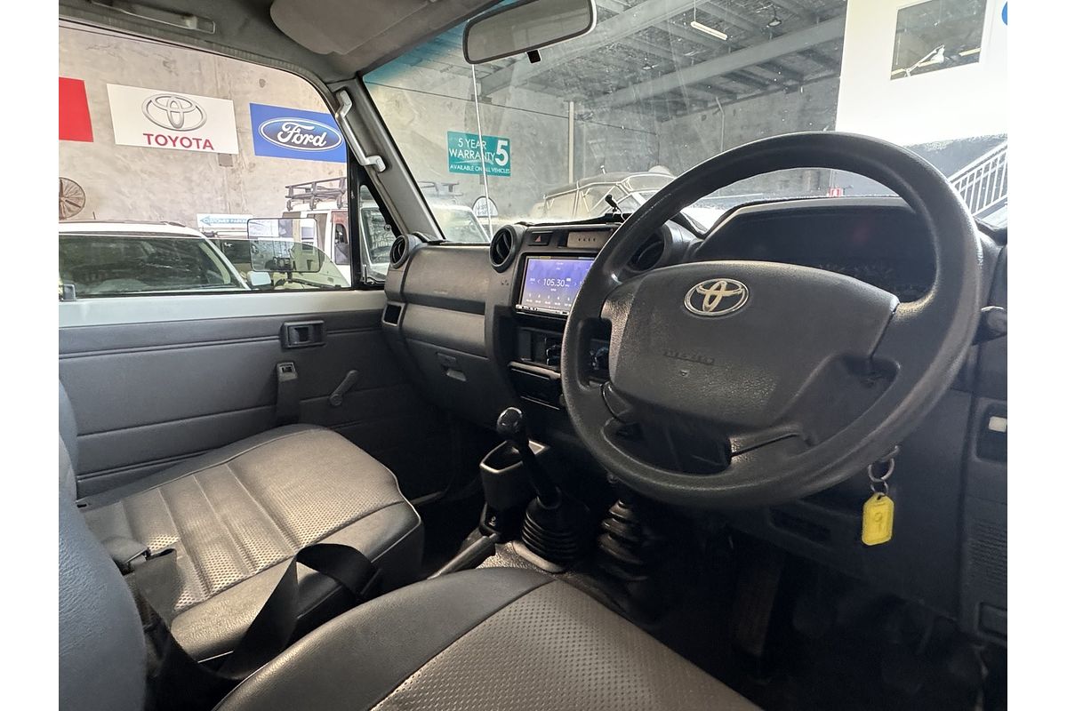 2010 Toyota Landcruiser Workmate (4x4) VDJ79R 09 Upgrade 4X4