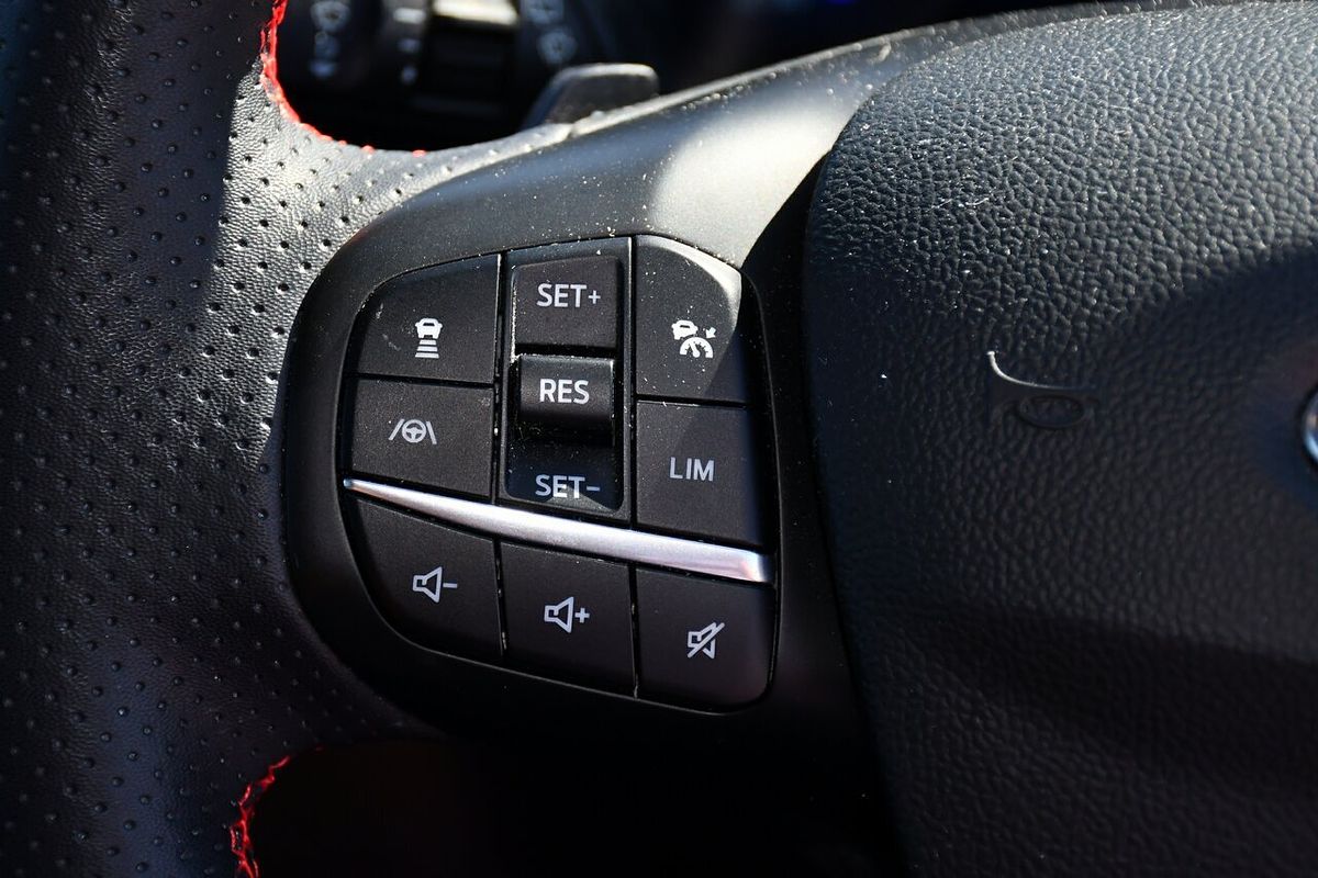 2022 Ford Escape ST-Line ZH