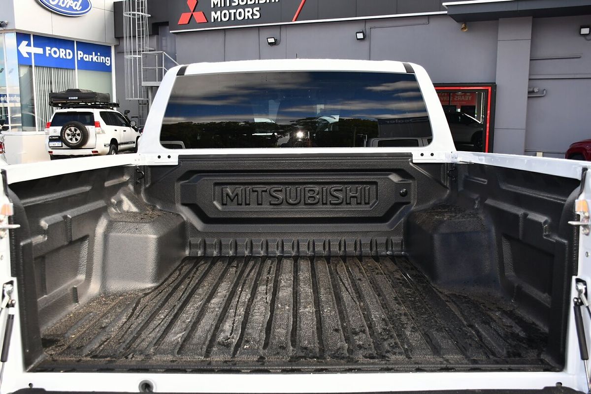 2024 Mitsubishi Triton GLS MV 4X4
