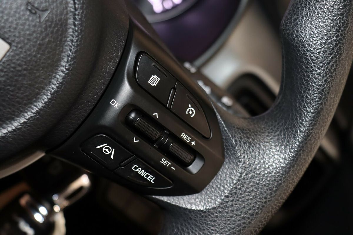 2023 Kia Stonic S YB