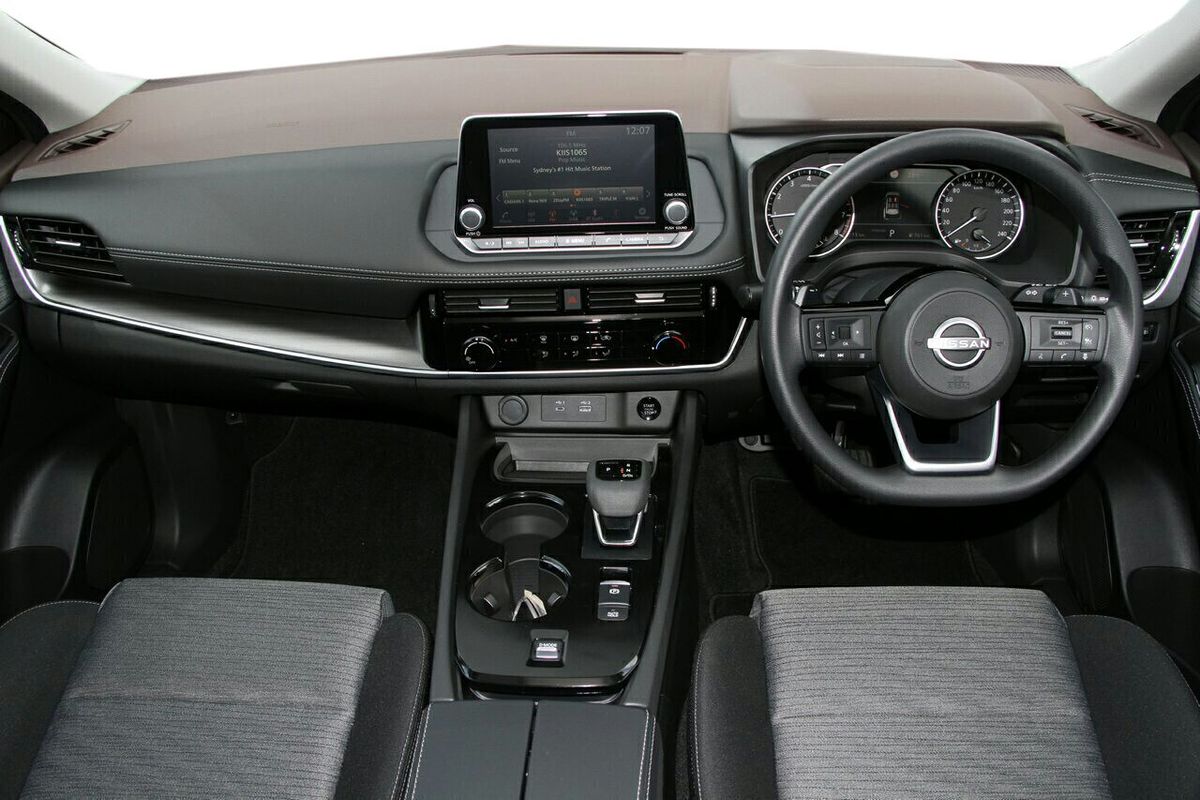 2024 Nissan X-TRAIL ST T33