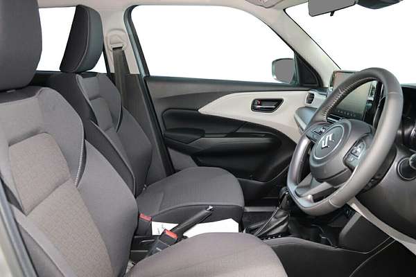 2024 Suzuki Swift Hybrid Plus UZ