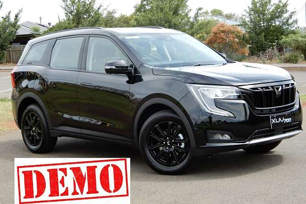 2024 Mahindra XUV700 Black Edition MY25