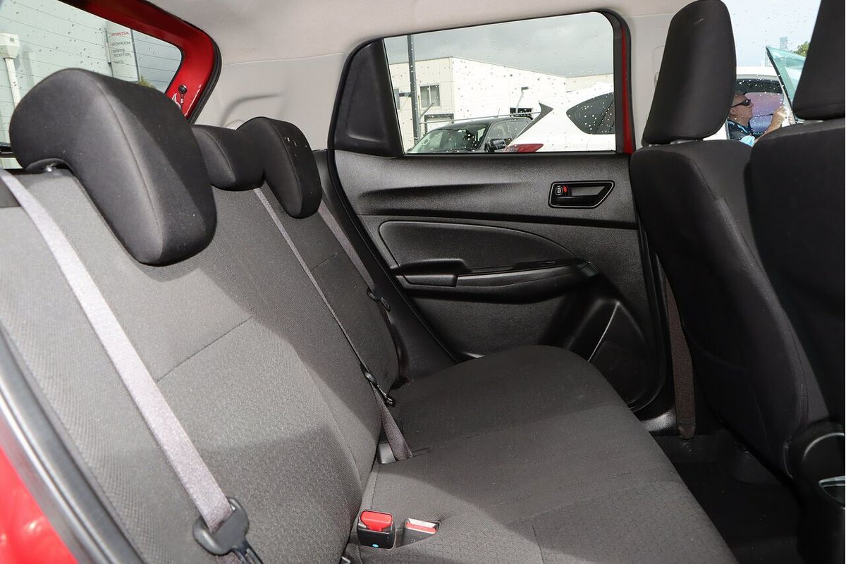 2019 Suzuki Swift GL Navigator AZ