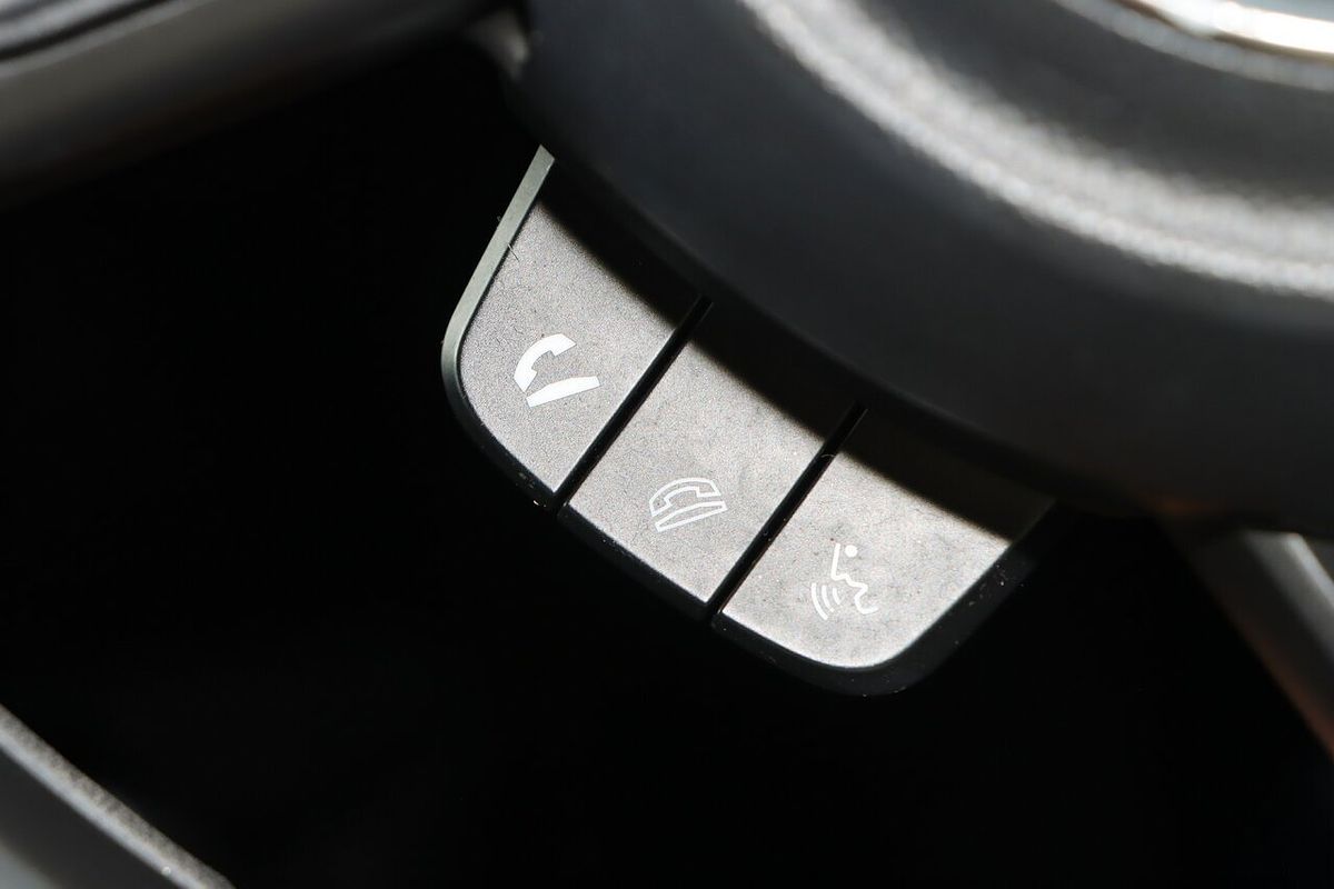 2019 Suzuki Swift GL Navigator AZ