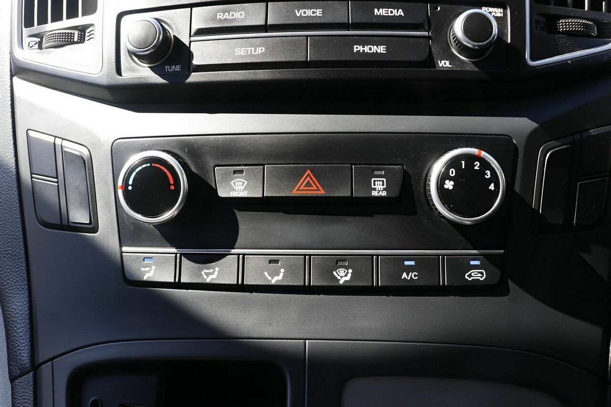 2016 Hyundai iLoad TQ3-V Series II
