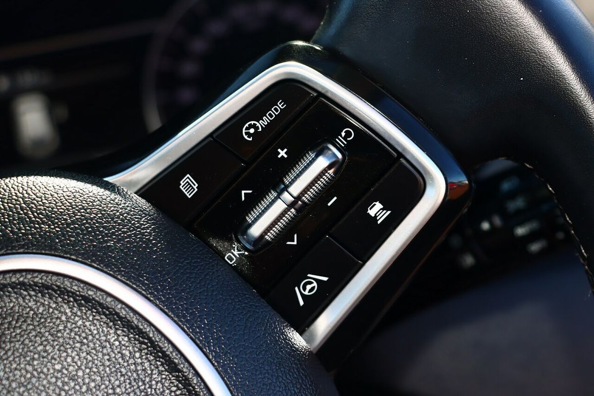 2022 Kia Sorento S MQ4