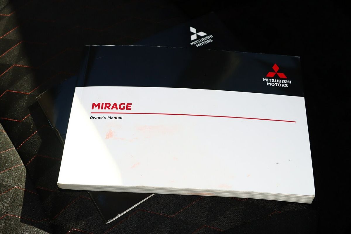 2021 Mitsubishi Mirage ES LB