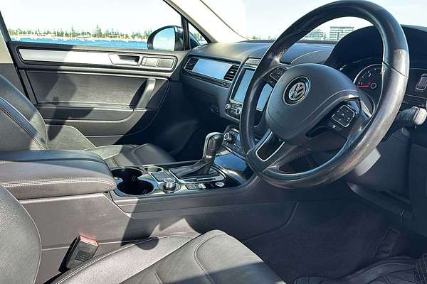2017 Volkswagen Touareg 150TDI Element 7P
