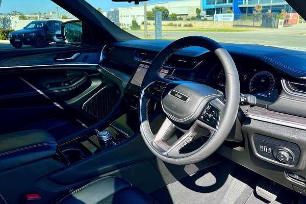 2023 Jeep Grand Cherokee Overland WL