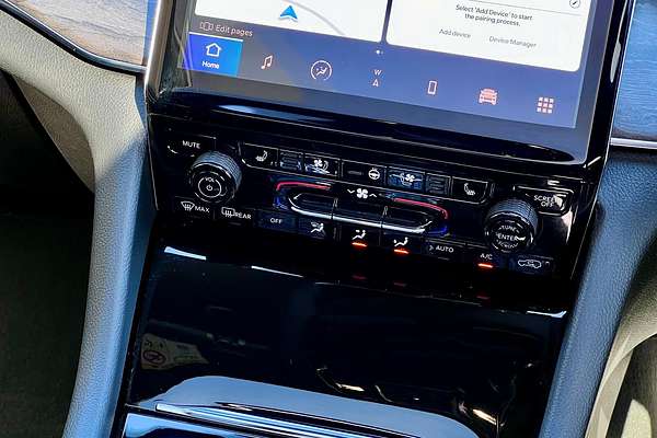 2023 Jeep Grand Cherokee Overland WL
