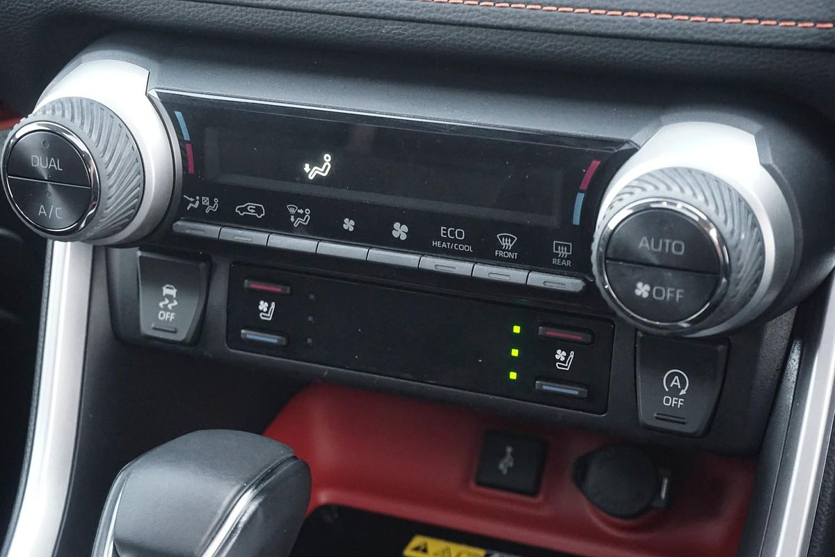 2022 Toyota RAV4 Edge AXAA54R
