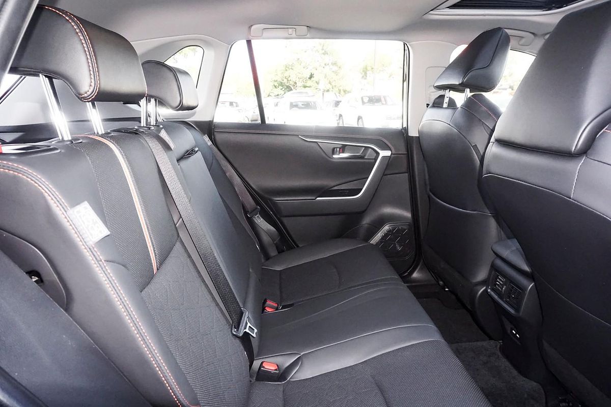 2022 Toyota RAV4 Edge AXAA54R