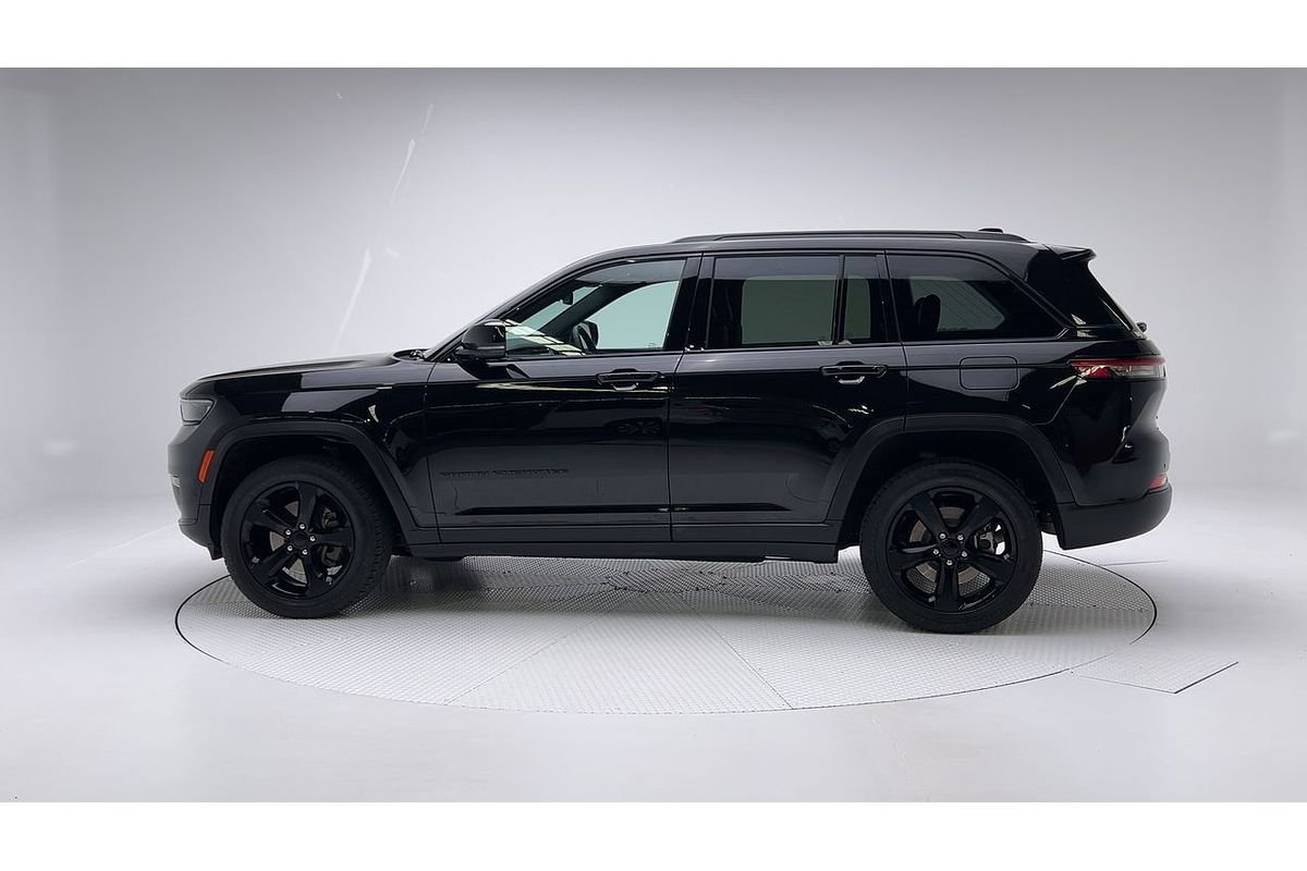 2022 Jeep Grand Cherokee Night Eagle WL