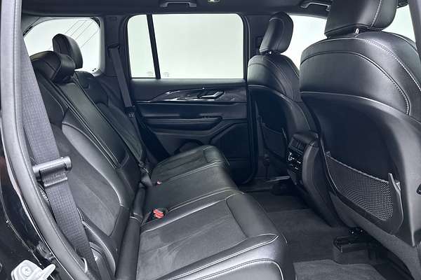 2022 Jeep Grand Cherokee Night Eagle WL