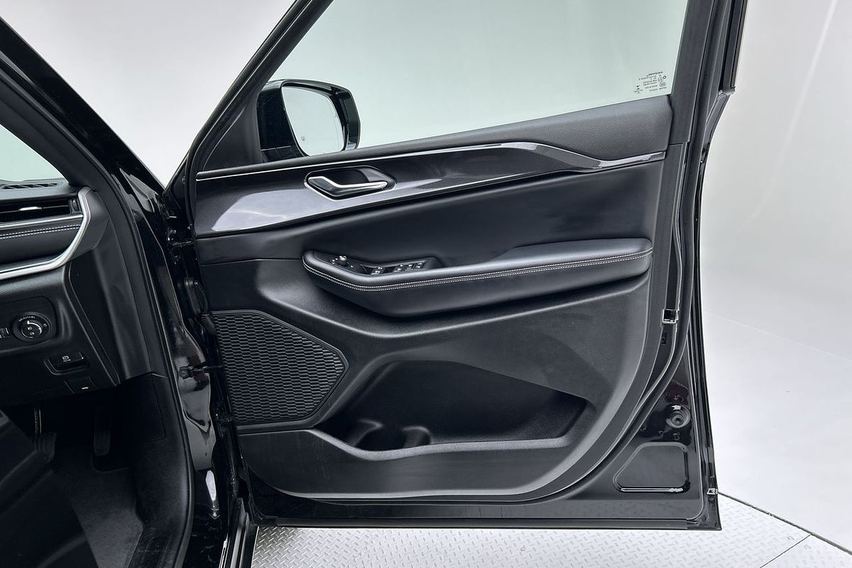 2022 Jeep Grand Cherokee Night Eagle WL