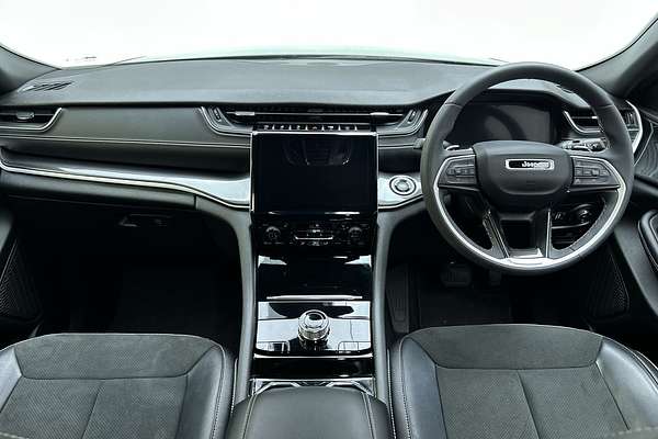 2022 Jeep Grand Cherokee Night Eagle WL