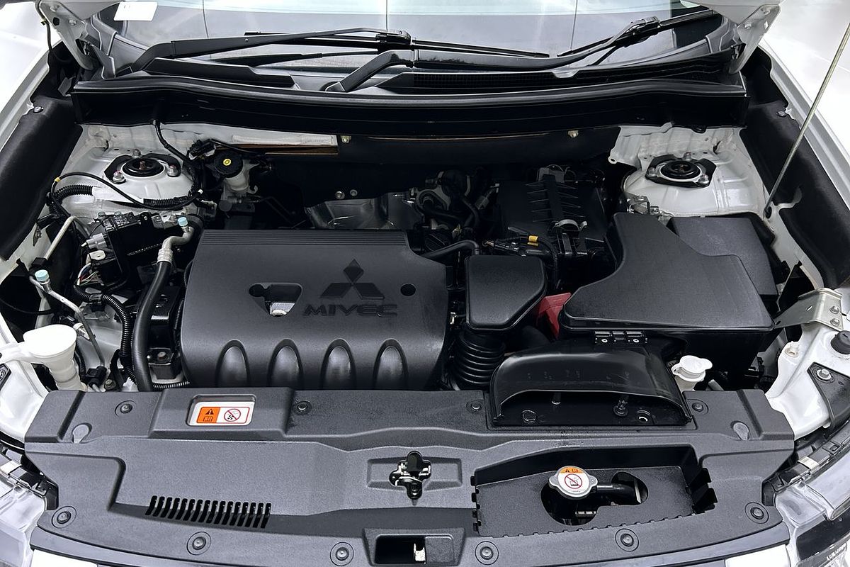 2019 Mitsubishi Outlander LS ZL