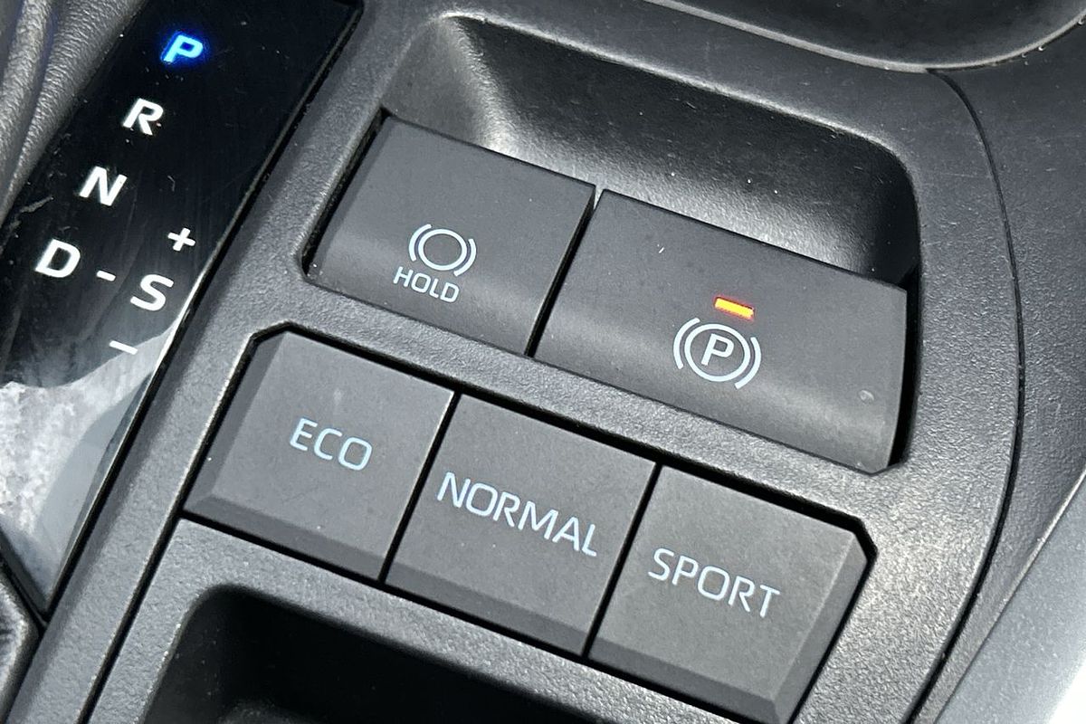 2022 Toyota RAV4 GXL AXAH52R