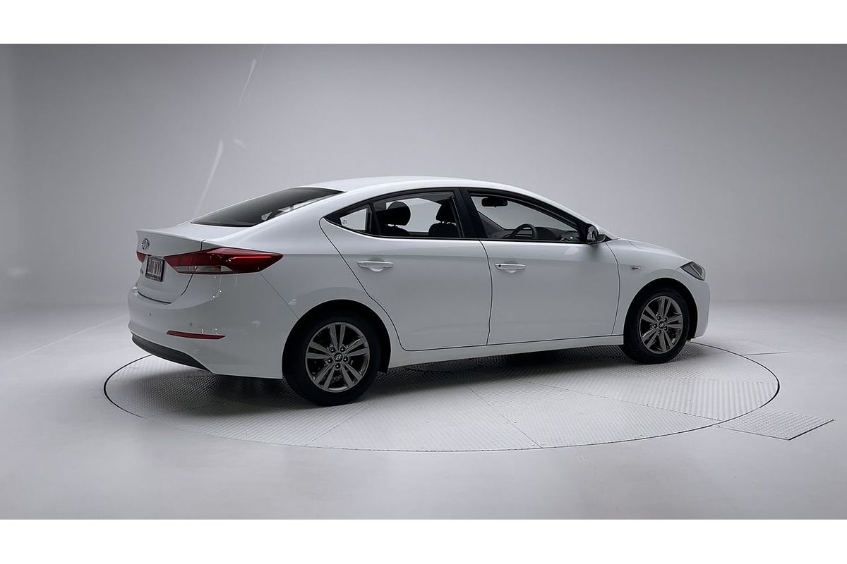 2015 Hyundai Elantra Active AD