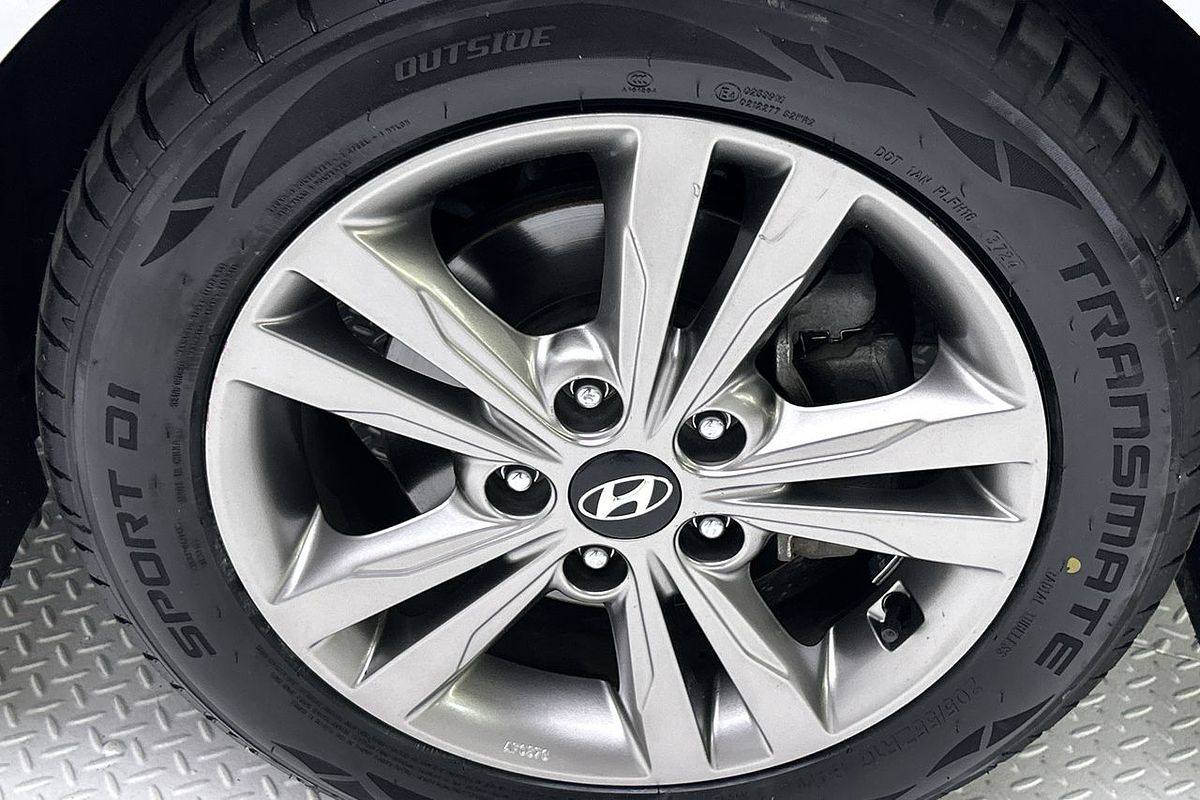 2015 Hyundai Elantra Active AD