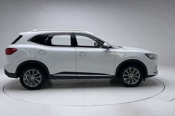 2022 MG HS Vibe SAS23