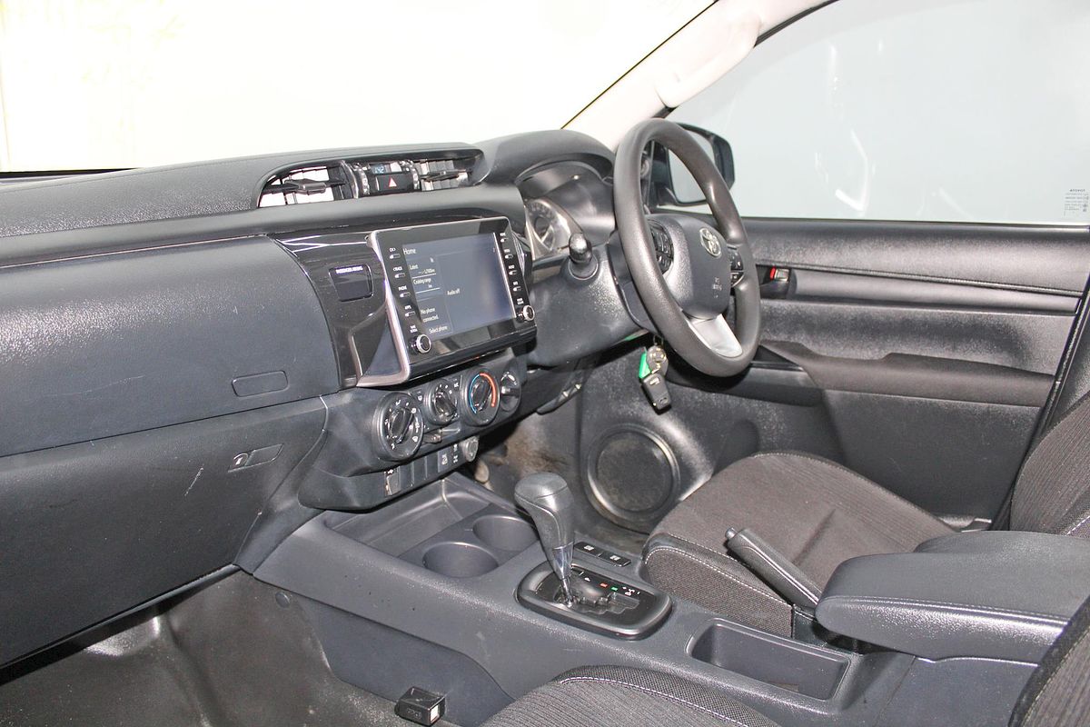 2020 Toyota Hilux SR GUN126R 4X4
