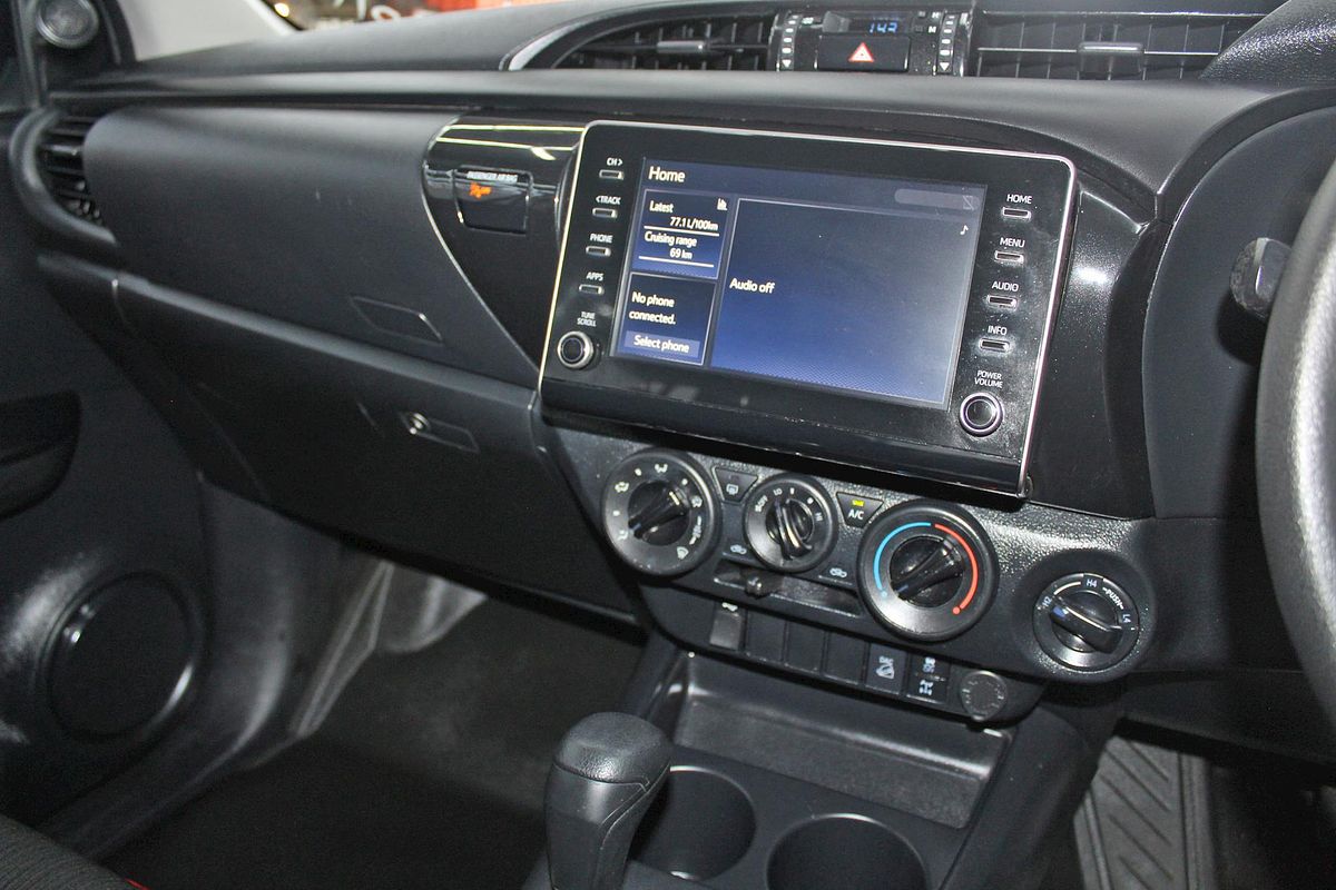 2020 Toyota Hilux SR GUN126R 4X4