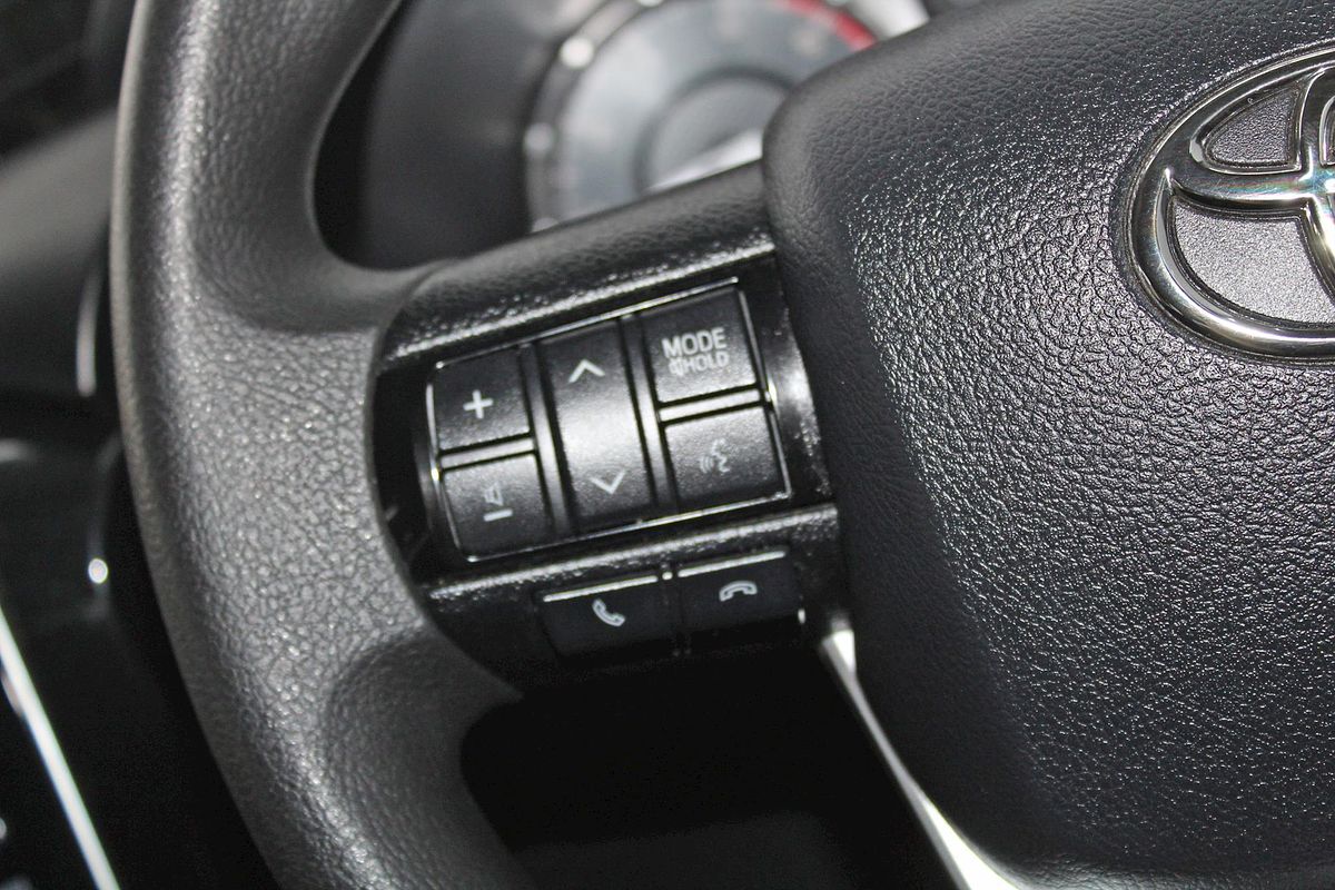2020 Toyota Hilux SR GUN126R 4X4
