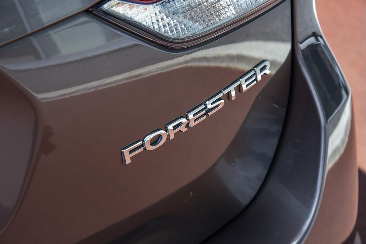 2023 Subaru Forester 2.5i S5