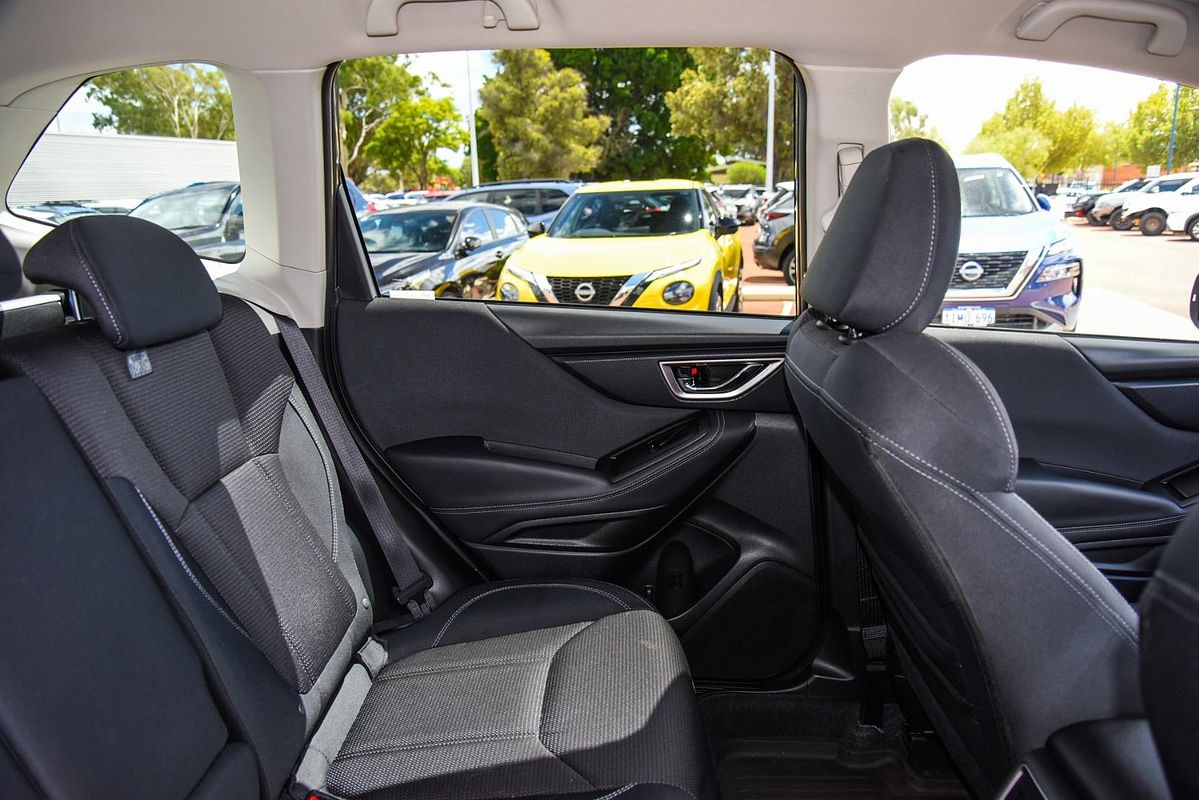 2023 Subaru Forester 2.5i S5