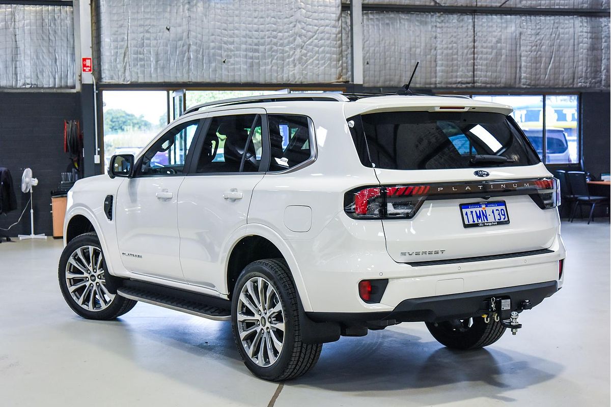 2024 Ford Everest Platinum